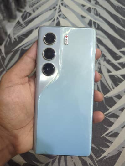 Tecno CAMON 40 Pro