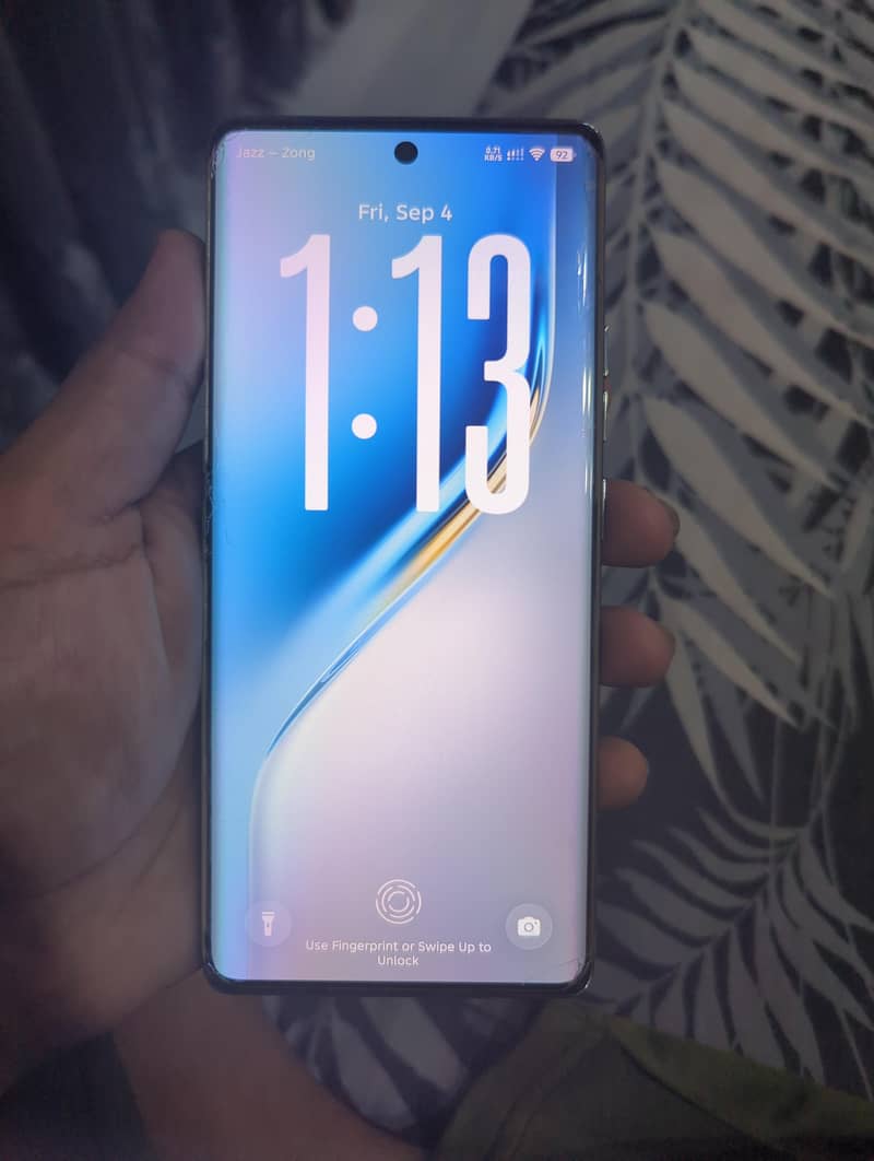 Tecno CAMON 40 Pro 4