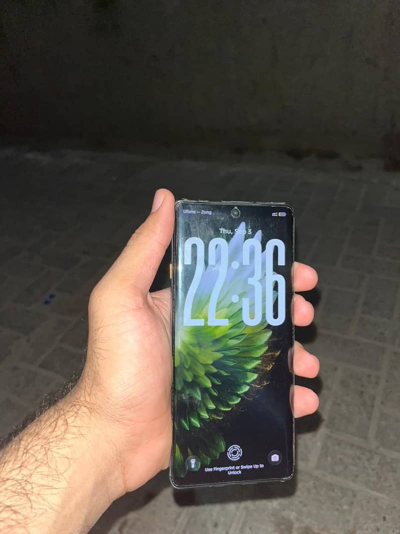 Tecno CAMON 40 Pro 7