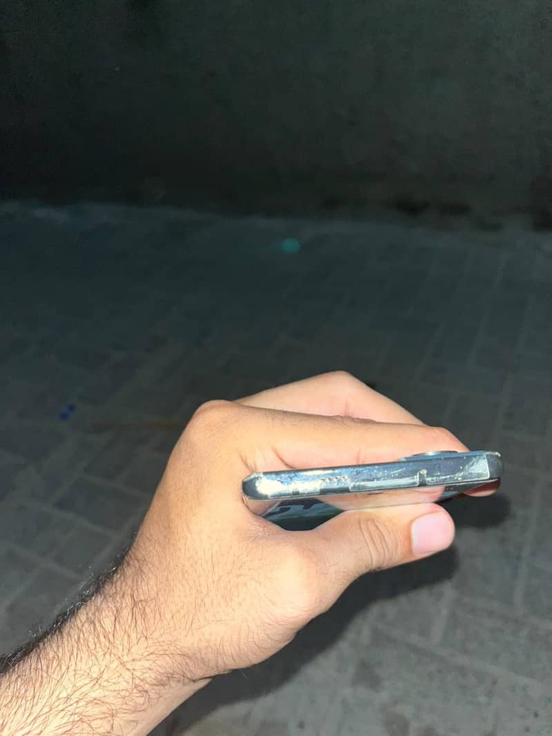 Tecno CAMON 40 Pro 8