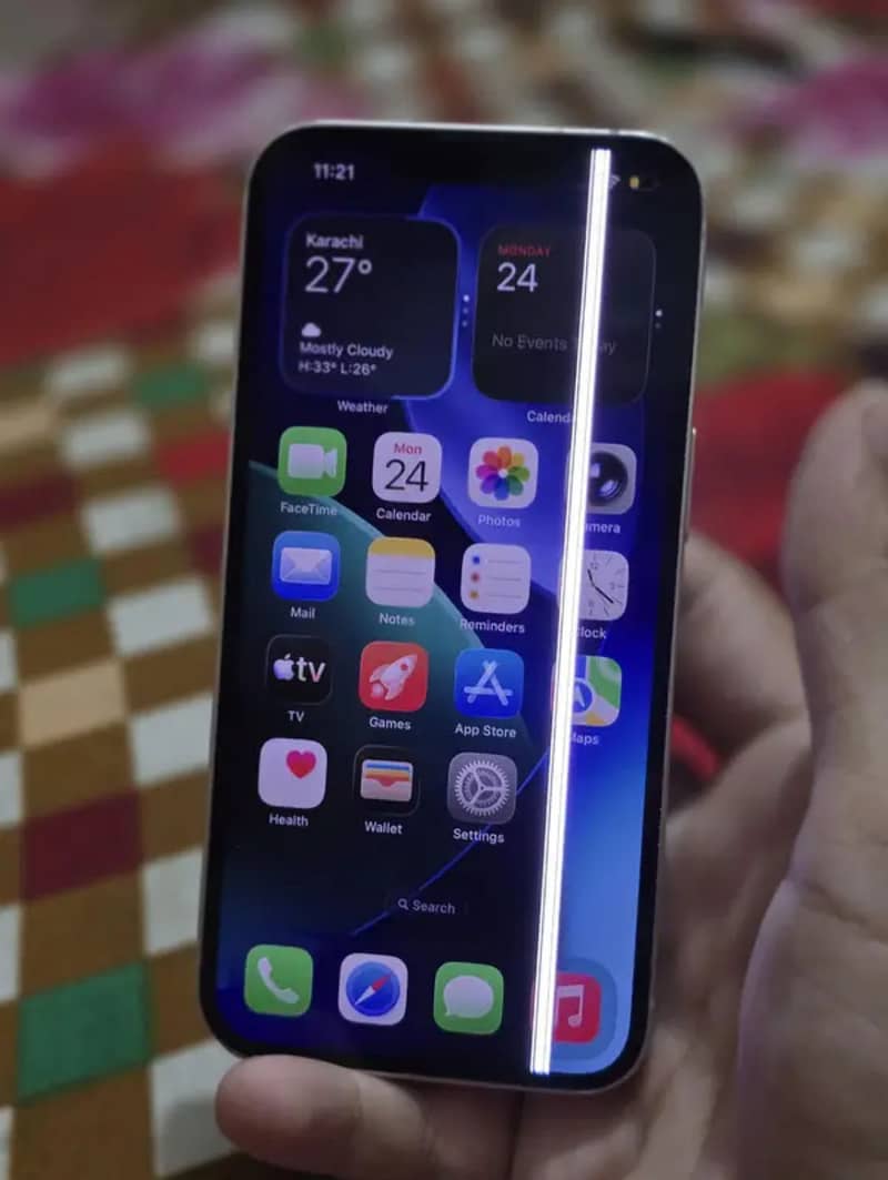 Apple iPhone 13 1