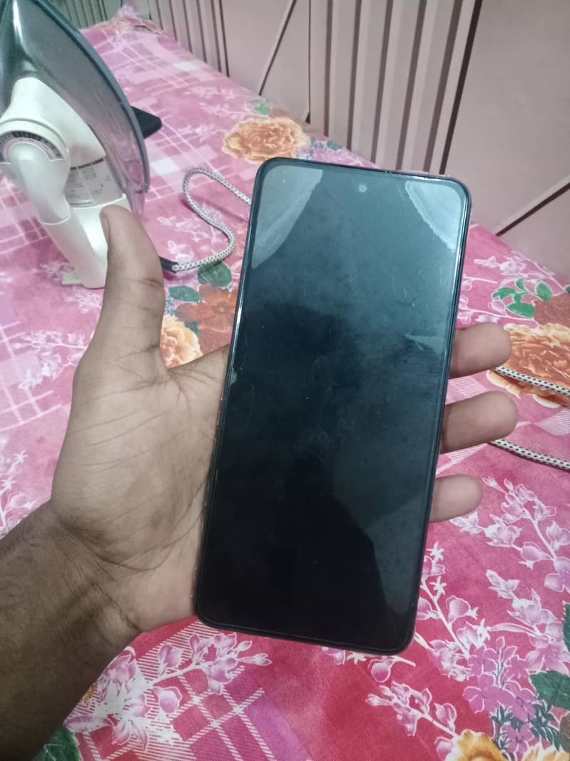 Realme C75 5