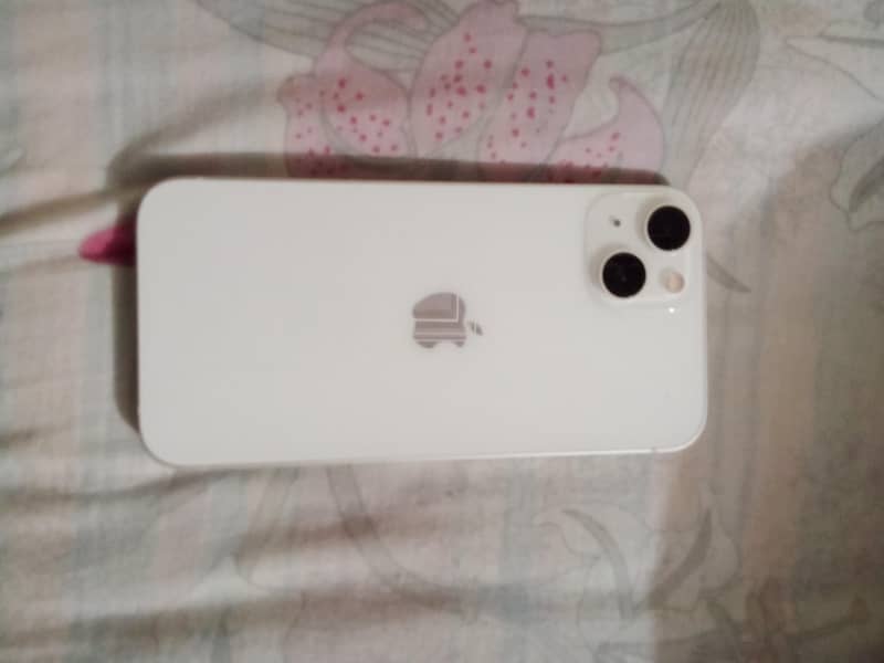 Apple iPhone 13 3