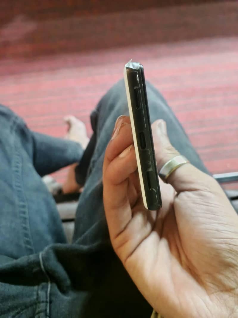Google Pixel 6a 4