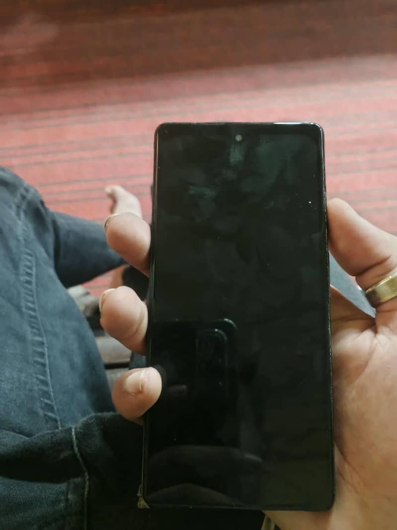 Google Pixel 6a 5