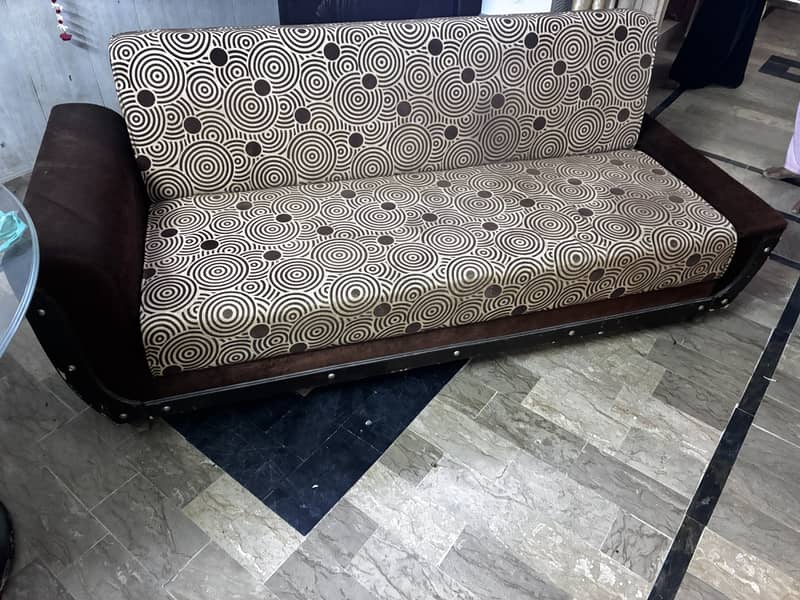 Sofa come bed 1