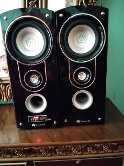 Audionic ka model hai classic 5+