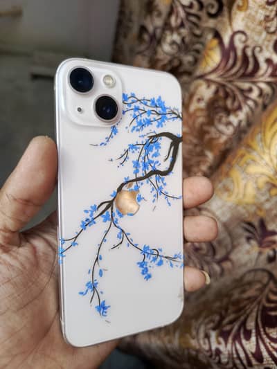 Apple iPhone 13