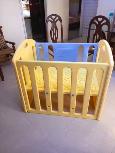  Baby Convertible Cot Bed – Excellent Condition! 