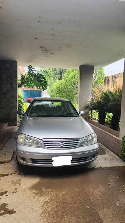 Nissan Sunny 2005