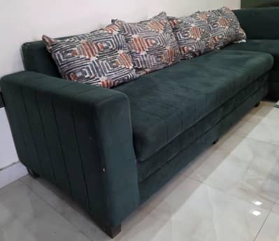 Sofa set with center table