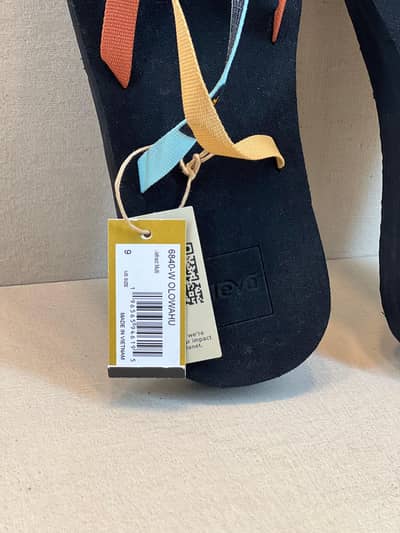 Brand New OLOWAHU Women's Flip Flops – US Size 9