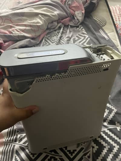 Xbox 360 white colour