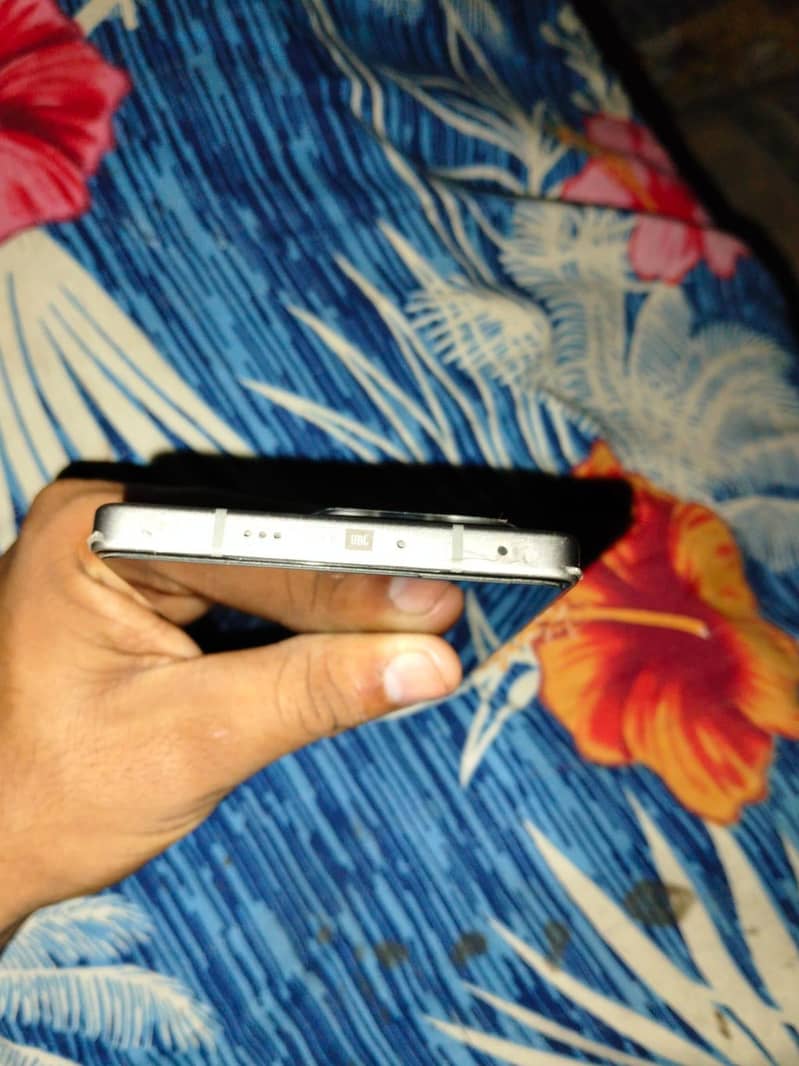 Infinix Note 50 9