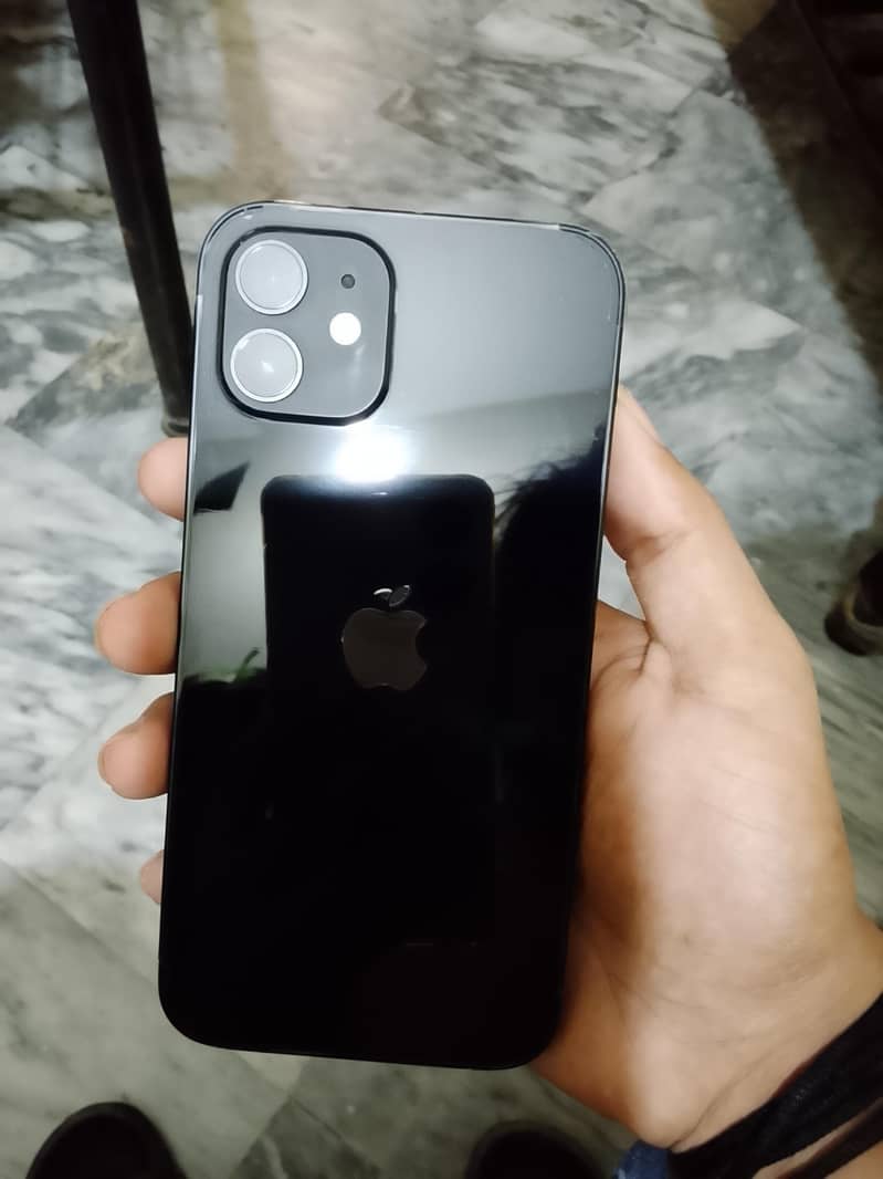 Apple iPhone 12 2