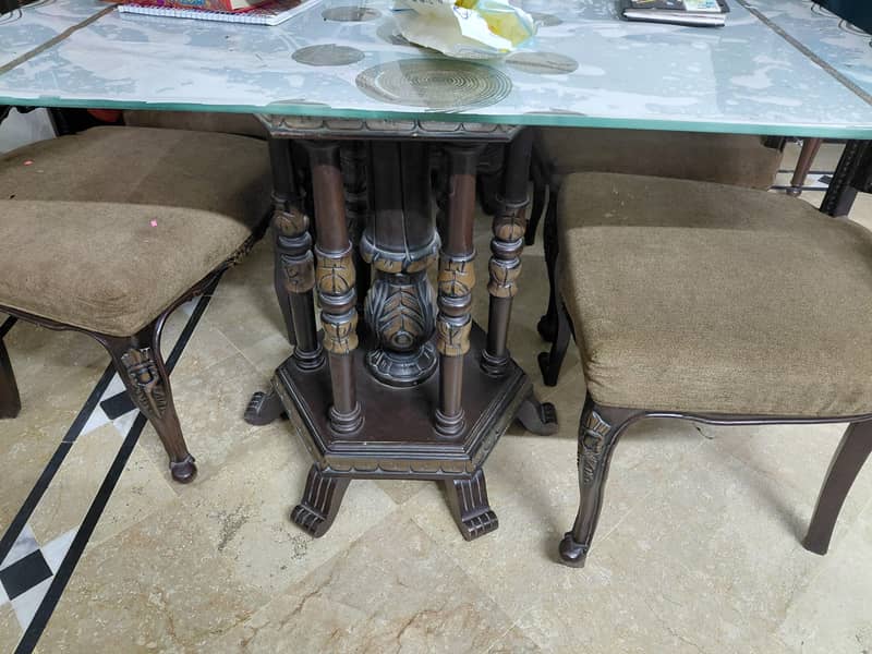 solid wood 6 seater dining table 2