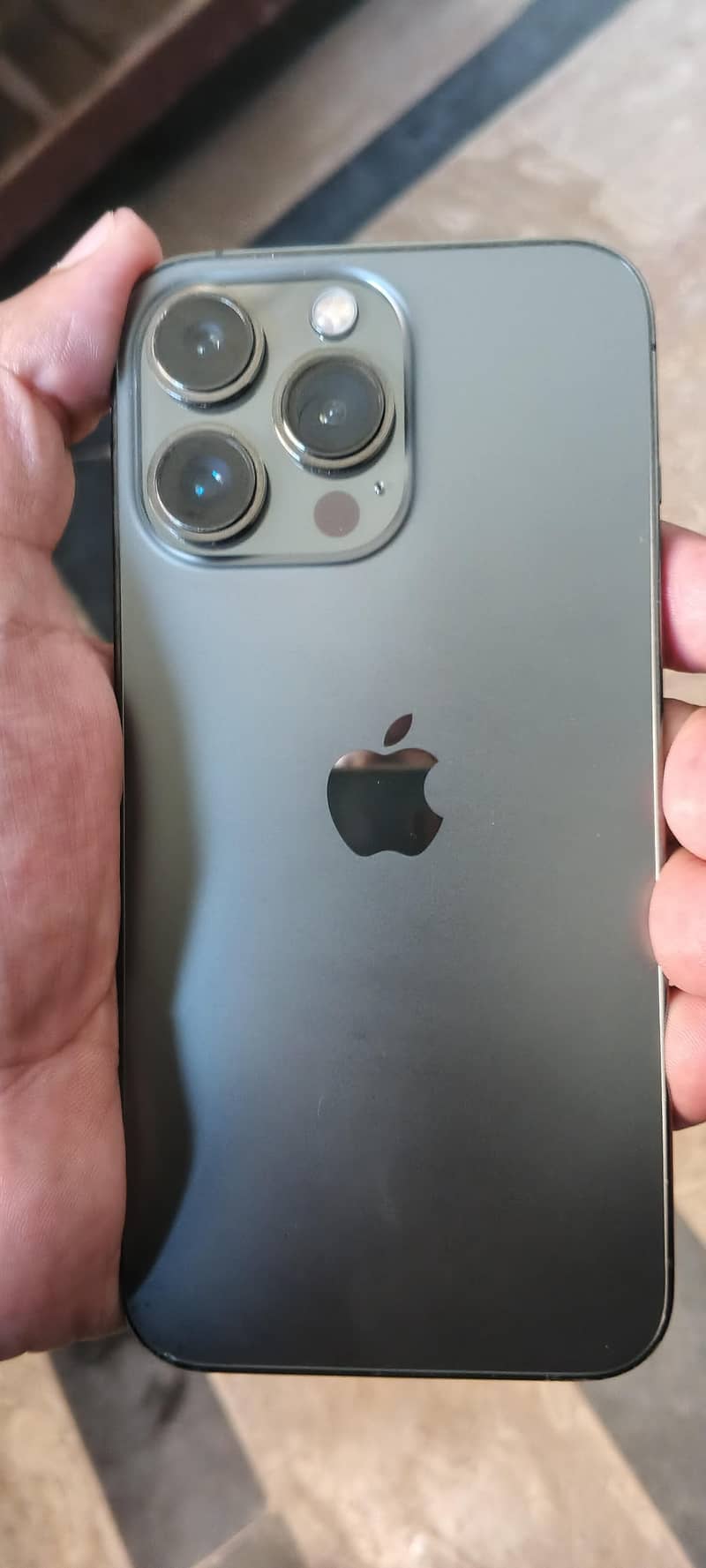 Apple iPhone 13 Pro 4