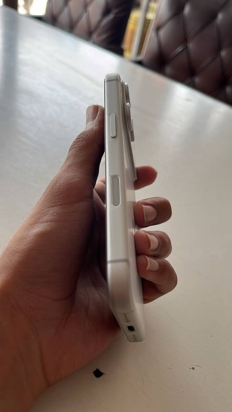 Apple iPhone 17 Pro 0