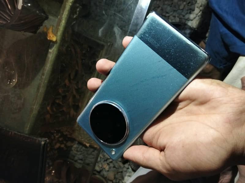 Infinix Zero 40 1