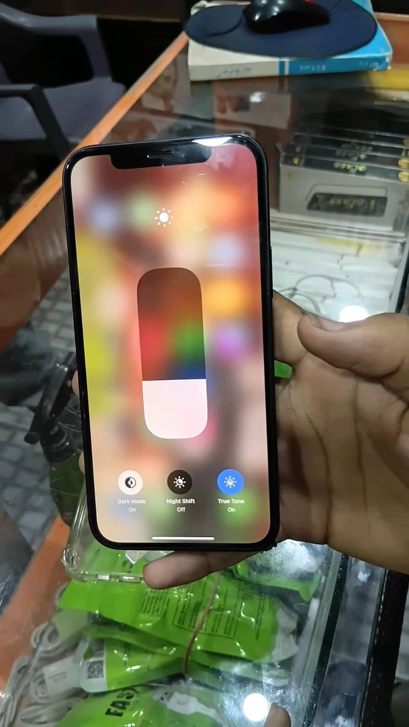 Apple iPhone 12 4