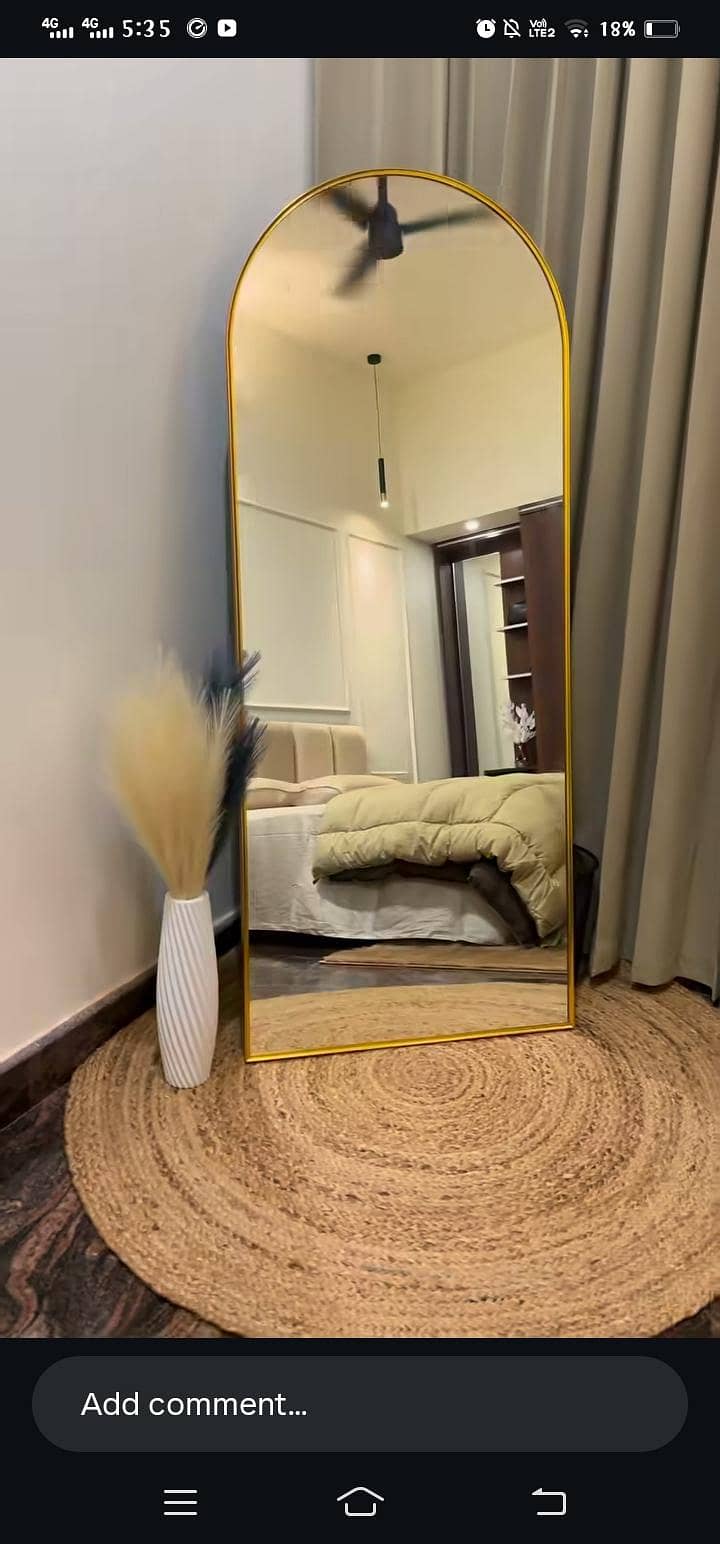 Dome standing mirror 1