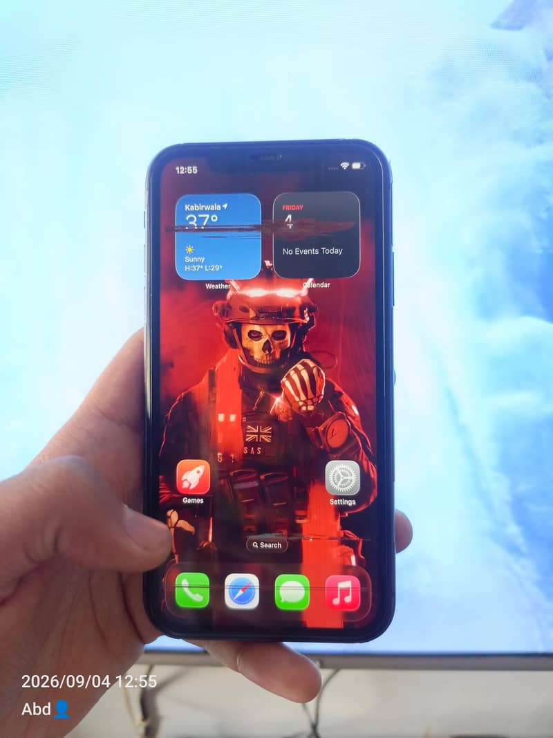 Apple iPhone 11 8