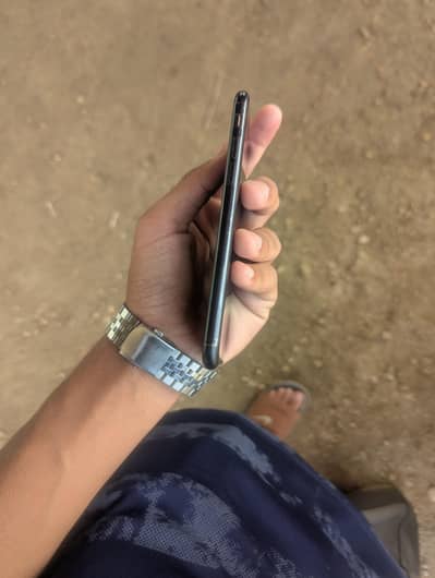 Apple iPhone SE
