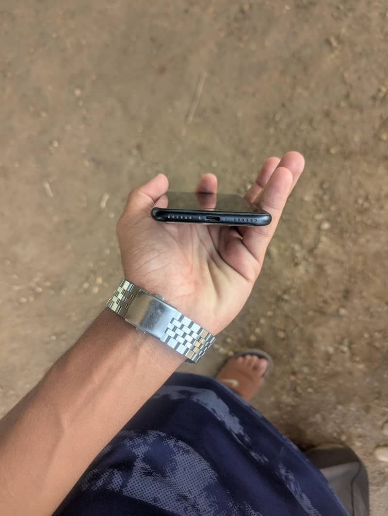 Apple iPhone SE 7