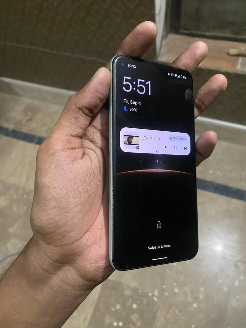 Google Pixel 5 4