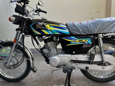 HONDA CG 125 | TOTAL GENUINE | 4000Km USED ONLY | URGENT SALE