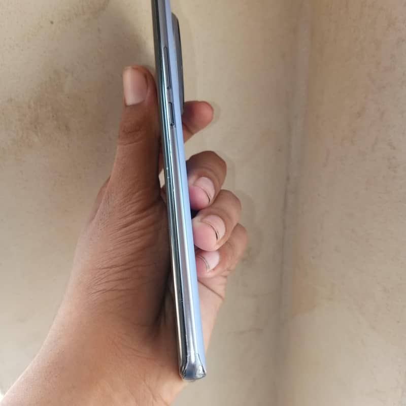 Tecno camon 30s 3