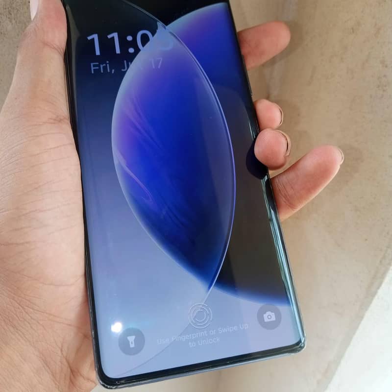 Tecno camon 30s 4