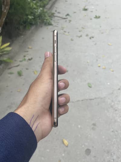 Apple iPhone 11 Pro Max factory unlock sim working