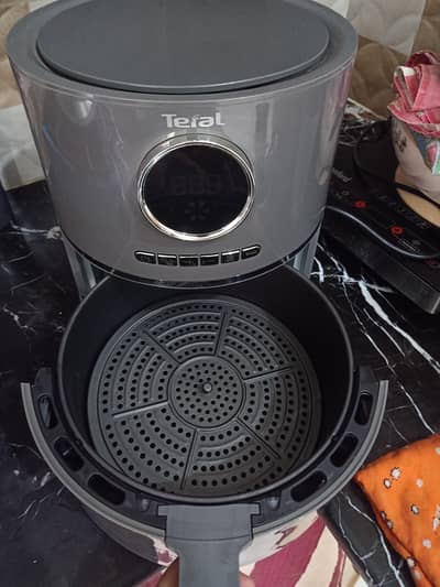 tefal air fryer new condition