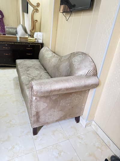 Dewan for sale
