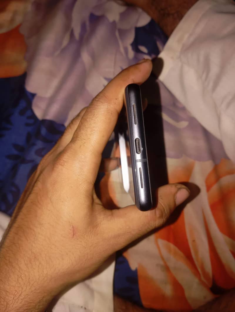 Google Pixel 7 5