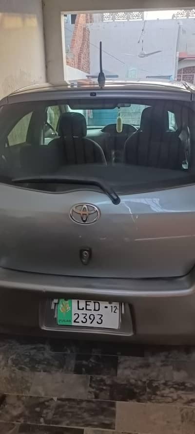 Toyota vitz for sale