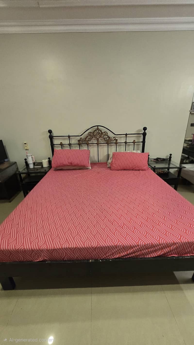 Black bed set 0