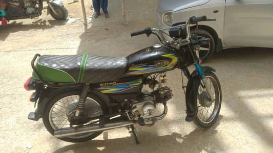 urgent for sale. . used bike ready to move.  03332836934