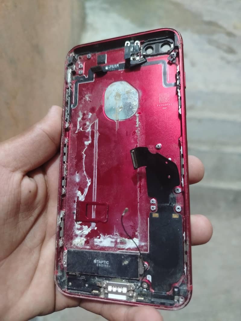 Apple iPhone 7 Plus back 2