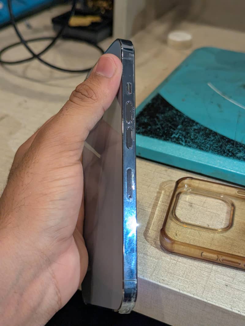 Apple iPhone 13 Pro 5