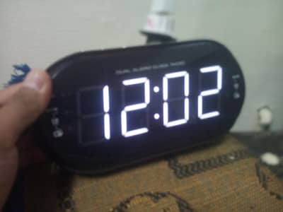 Digital Alarm Clock with FM Radio 100% Original