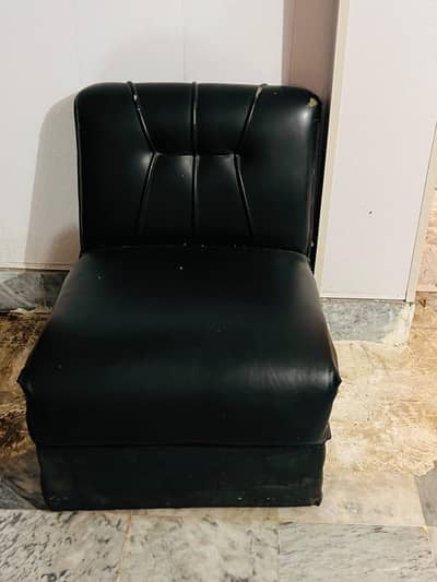 2 single sofa set with little damage  condition