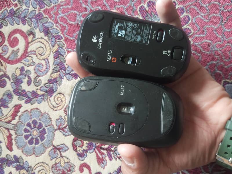 Logitech M557 Bluetooth Mouse 2
