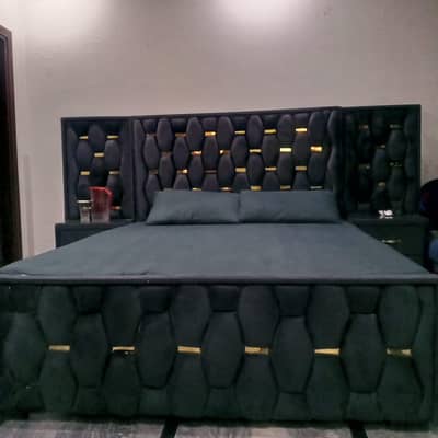 cushioning Bed with Side tables