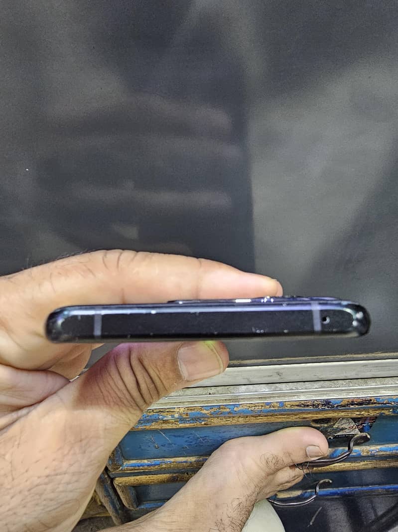 One Plus 10 Pro 3