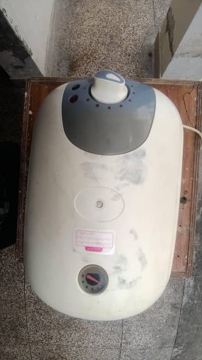 Used Geyser for Sale – Excellent Condition | Fully Working