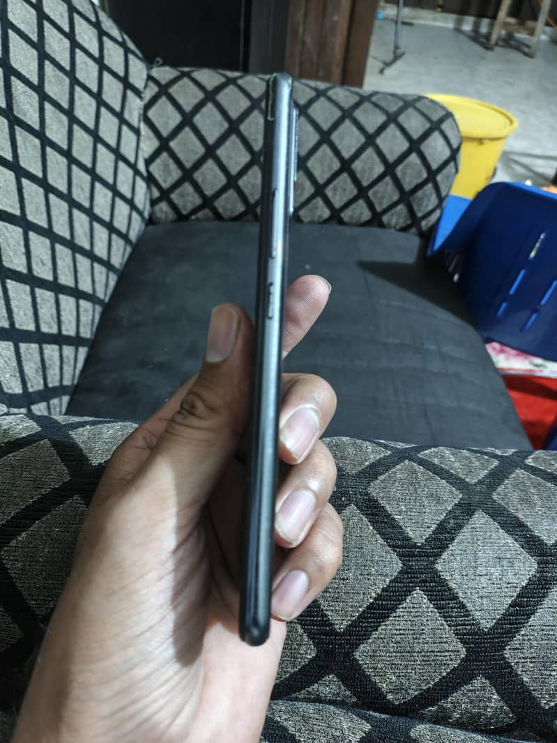 Vivo V21 2