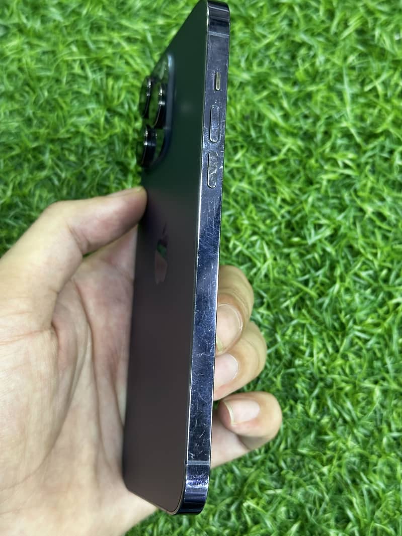 iPhone 14 Pro Max 7