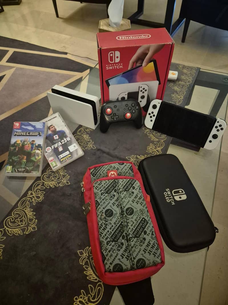NINTENDO SWITCH OLED 7